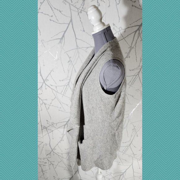 Vince Gray Wool Cashmere Blend Sleeveless Waterfall Cardigan - Picture 2 of 4